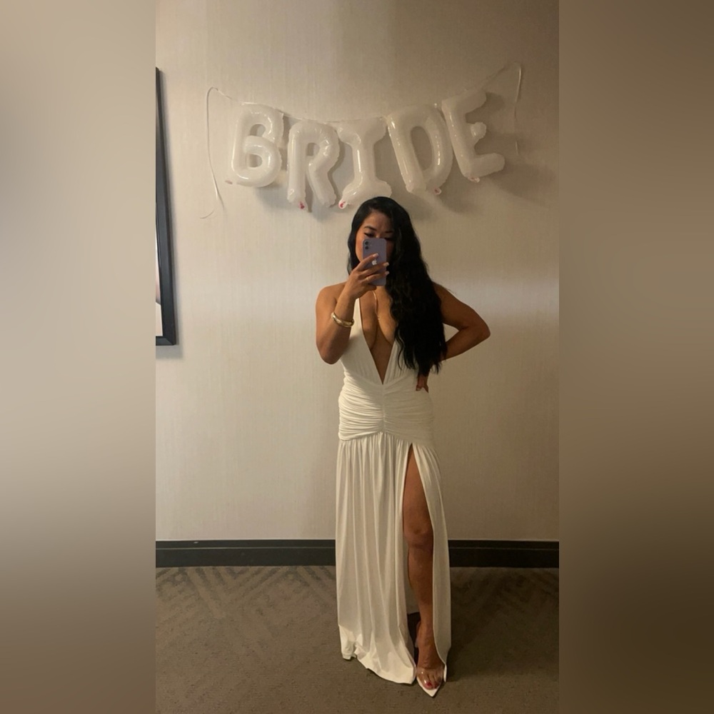 Melania Maxi Dress in White - Picture 2 of 7